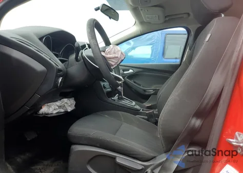 2017 Ford Focus Se z USA, uszkodzony, nr VIN 1FADP3F22HL226189